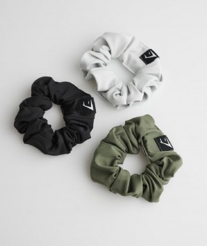 Εξοπλισμός Gymshark Scrunchies 3Pk ανδρικα μαυρα Ελιά ανοιχτο γκρι | GR_CR4542