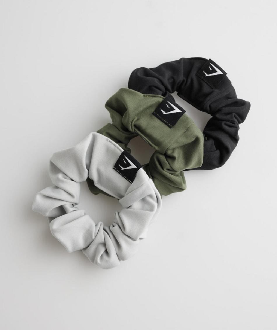 Εξοπλισμός Gymshark Scrunchies 3Pk ανδρικα μαυρα Ελιά ανοιχτο γκρι | GR_CR4542